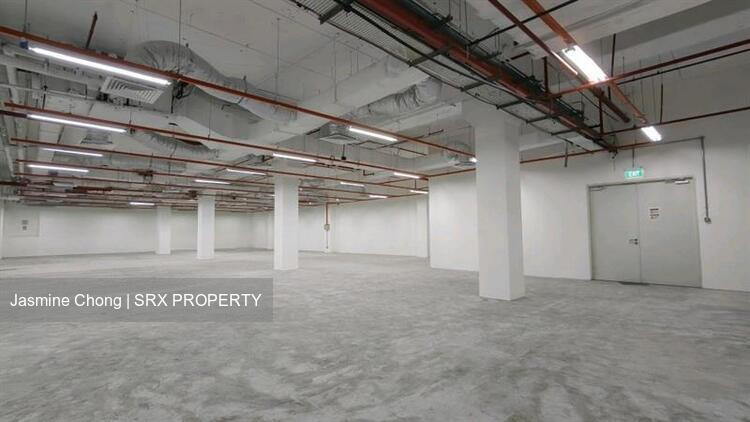 B1 Space at IMM Jurong East. Storage, training, loading bay (D22), Factory #532981391